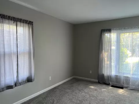 331 N Burnett Rd, Springfield, OH 45503 photo 7