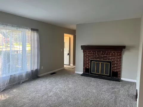 331 N Burnett Rd, Springfield, OH 45503 photo 6