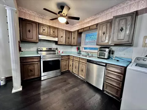 Kitchen - 3020 Uplands Dr, Springfield, OH 45506 photo 1 of 1