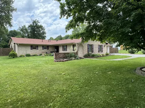 7765 Windham Rd, Tipp City, OH 45371