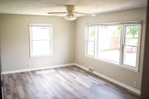 2260 Shawnee Ave, Springfield, OH 45506 photo 9