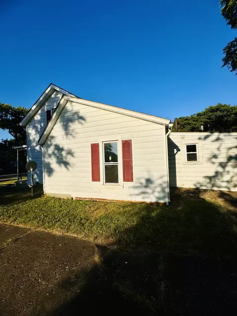 523 W Clark St, Springfield, OH 45506 photo 7