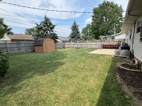 Exterior - 806 E Vine St, Coldwater, OH 45828 photo 8 of 8