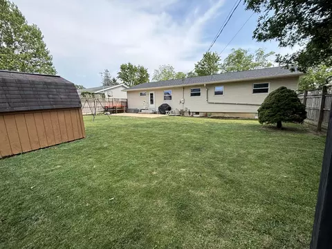 Exterior - 806 E Vine St, Coldwater, OH 45828 photo 7 of 8
