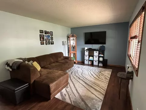 Living - 806 E Vine St, Coldwater, OH 45828 photo 1 of 2