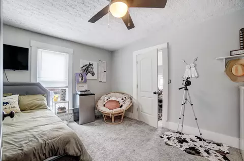 Bedroom - 2055 Kenton St, Springfield, OH 45505 photo 5 of 8