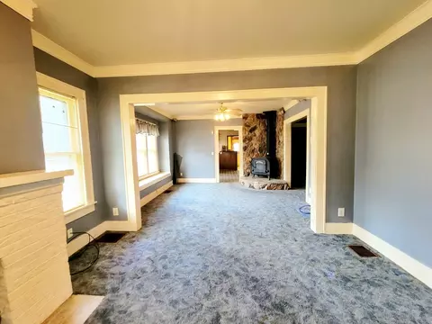 404 N Bechtle Ave, Springfield, OH 45504 photo 6