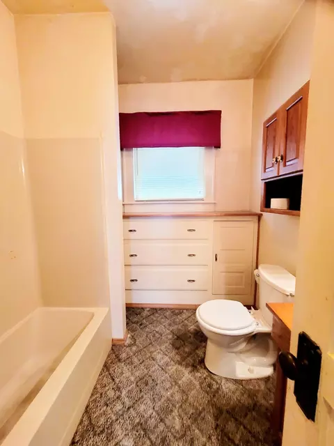 404 N Bechtle Ave, Springfield, OH 45504 photo 18