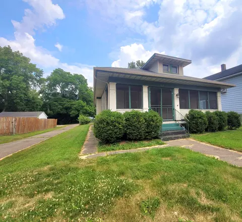 404 N Bechtle Ave, Springfield, OH 45504 photo 2