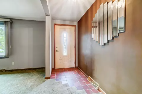 610 Latimer Dr, Springfield, OH 45503 photo 5