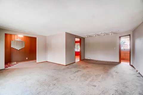 610 Latimer Dr, Springfield, OH 45503 photo 9