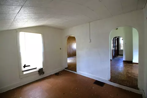 1015 James St, Springfield, OH 45503 photo 5