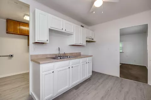 Kitchen - 403 Dakota Ave, Springfield, OH 45504 photo 1 of 2