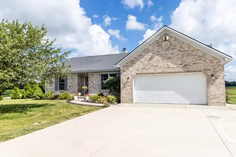 6452 Beamsville Webster Rd, Versailles, OH 45380
