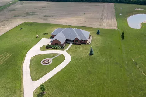 2583 N Rugged Hill Rd, Casstown, OH 45312