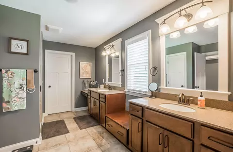 Bath - 3222 Mccurdy Rd, Troy, OH 45373 photo 5 of 8