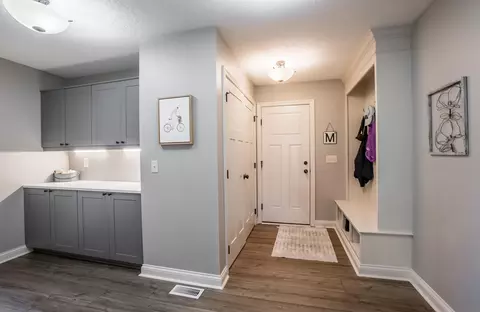 Entry Way - 3222 Mccurdy Rd, Troy, OH 45373 photo 2 of 5