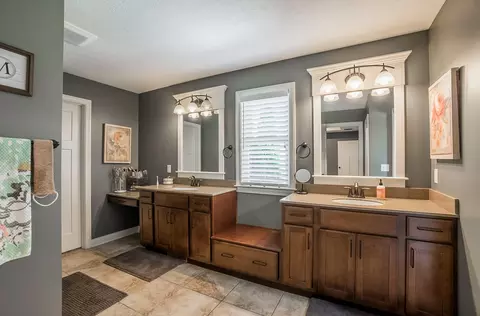 Bath - 3222 Mccurdy Rd, Troy, OH 45373 photo 4 of 8