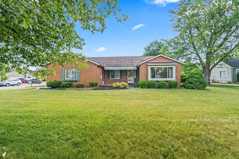204 W Pinehurst St, Sidney, OH 45365