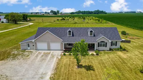 341 Rangeline Rd, Russia, OH 45363