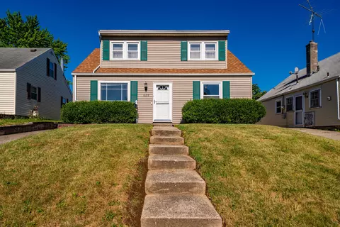1609 John Glenn Rd, Dayton, OH 45410
