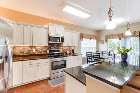 3236 River Downs Ct, Dayton, OH 45424 photo 10