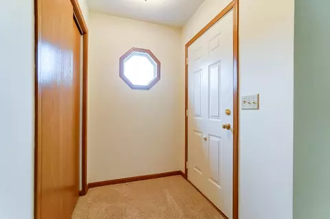Entry Way - 1267 Pheasant Run, Springfield, OH 45503 photo 2 of 2