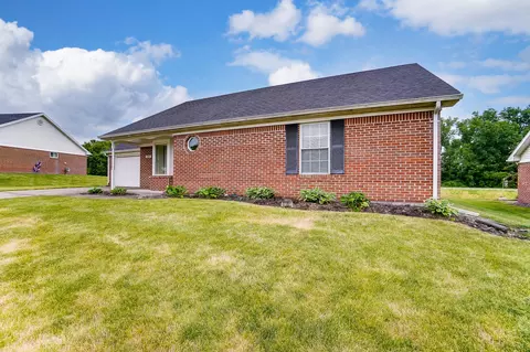 Exterior - 1267 Pheasant Run, Springfield, OH 45503 photo 2 of 8