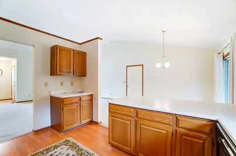 Kitchen - 1267 Pheasant Run, Springfield, OH 45503 photo 5 of 6