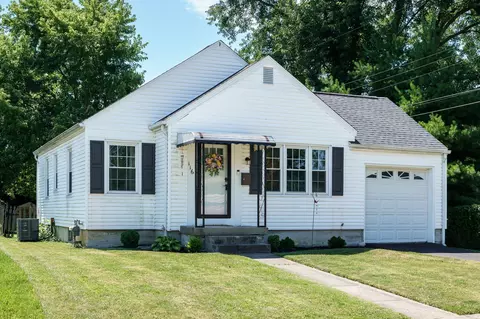 116 Holmes Dr, Fairborn, OH 45324