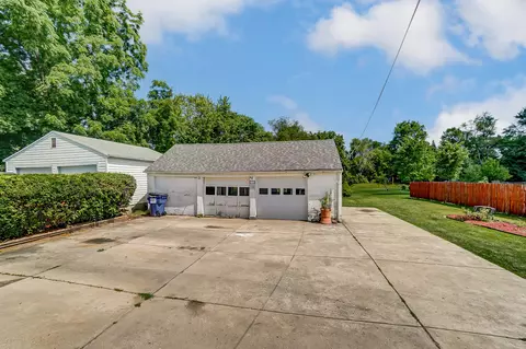 Exterior - 2126 Rutland Ave, Springfield, OH 45505 photo 10 of 15
