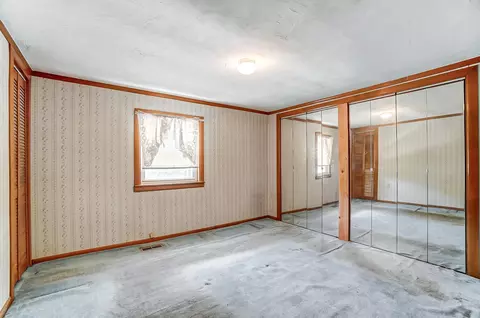 Bedroom - 2126 Rutland Ave, Springfield, OH 45505 photo 2 of 5