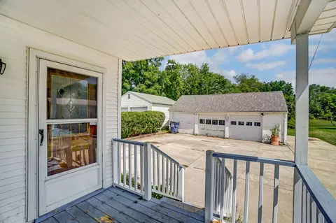 Exterior - 2126 Rutland Ave, Springfield, OH 45505 photo 9 of 15