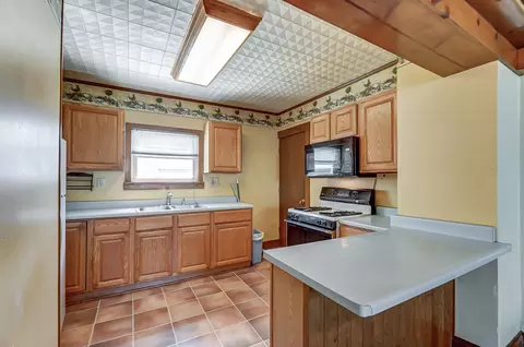 Kitchen - 2126 Rutland Ave, Springfield, OH 45505 photo 1 of 4