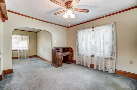 Living - 2126 Rutland Ave, Springfield, OH 45505 photo 3 of 4