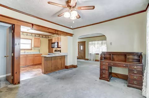 Living - 2126 Rutland Ave, Springfield, OH 45505 photo 4 of 4