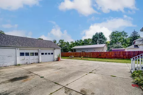 Exterior - 2126 Rutland Ave, Springfield, OH 45505 photo 7 of 15