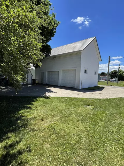 315 E Broadway St, Covington, OH 45318 photo 38