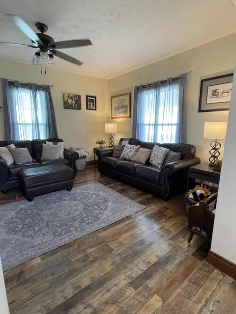315 E Broadway St, Covington, OH 45318 photo 6