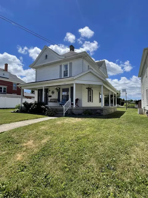 315 E Broadway St, Covington, OH 45318 photo 2