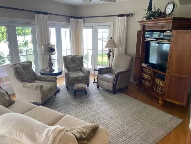  5625 Island View Dr, Celina, OH 45822 photo 2