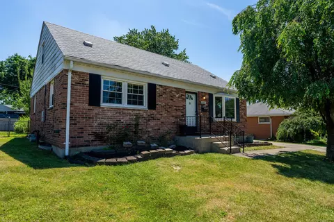 4300 Tudor Cir, Springfield, OH 45503