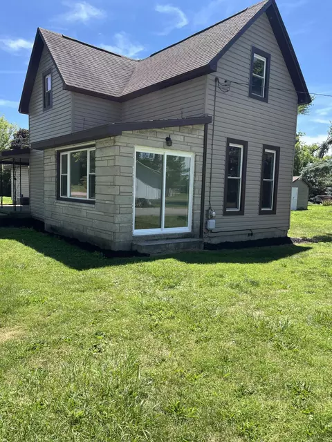 225 Ohio St, Wapakoneta, OH 45895