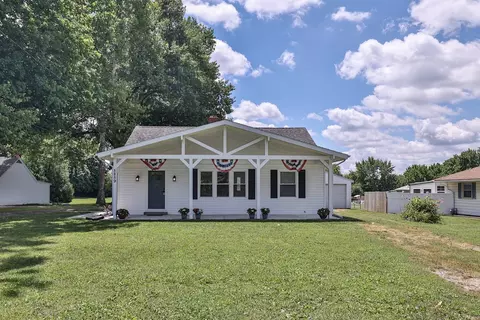 5859 W National Rd, Springfield, OH 45504
