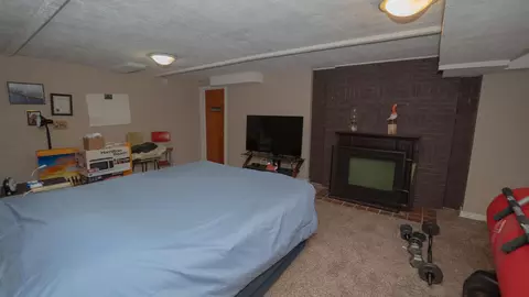 Bedroom - 439 Kossuth St, Sidney, OH 45365 photo 2 of 5