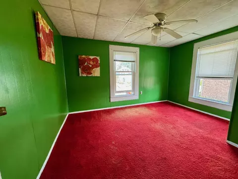 Bedroom - 1402 St Paris Pike, Springfield, OH 45504 photo 2 of 5