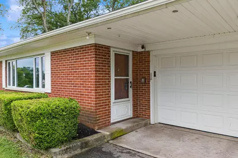 Exterior - 2721 Ash Dr, Springfield, OH 45504 photo 6 of 6
