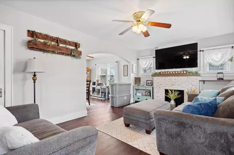 Living - 201 N Clairmont Ave, Springfield, OH 45503 photo 1 of 1