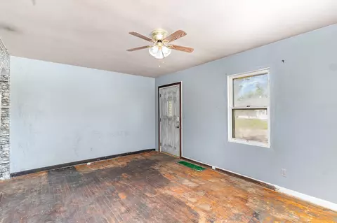 204 N Douglas Ave, Springfield, OH 45503 photo 3