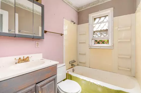 204 N Douglas Ave, Springfield, OH 45503 photo 9
